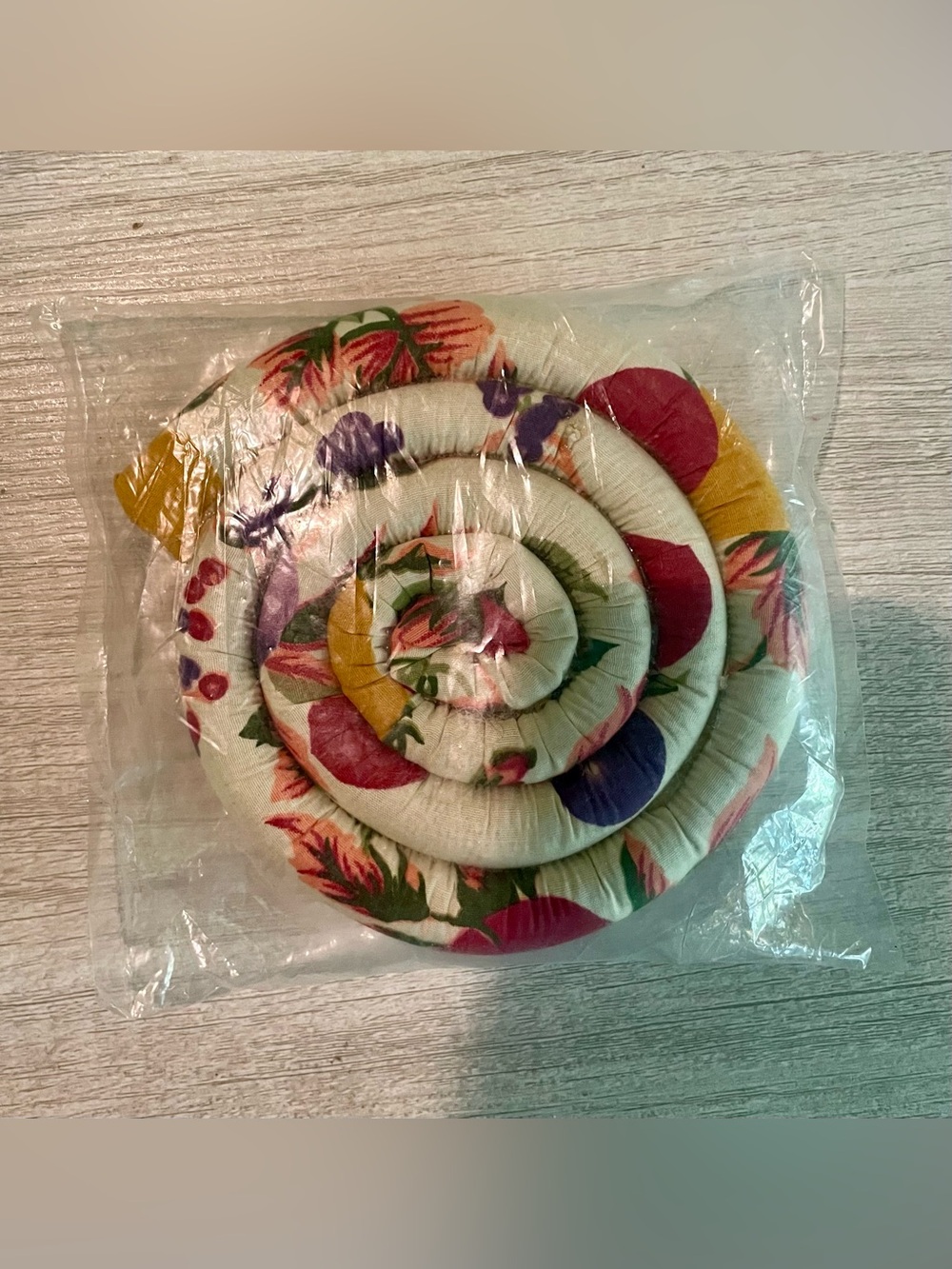 NWT Lasting Scentsations Apple Spice Scented Hot Pad